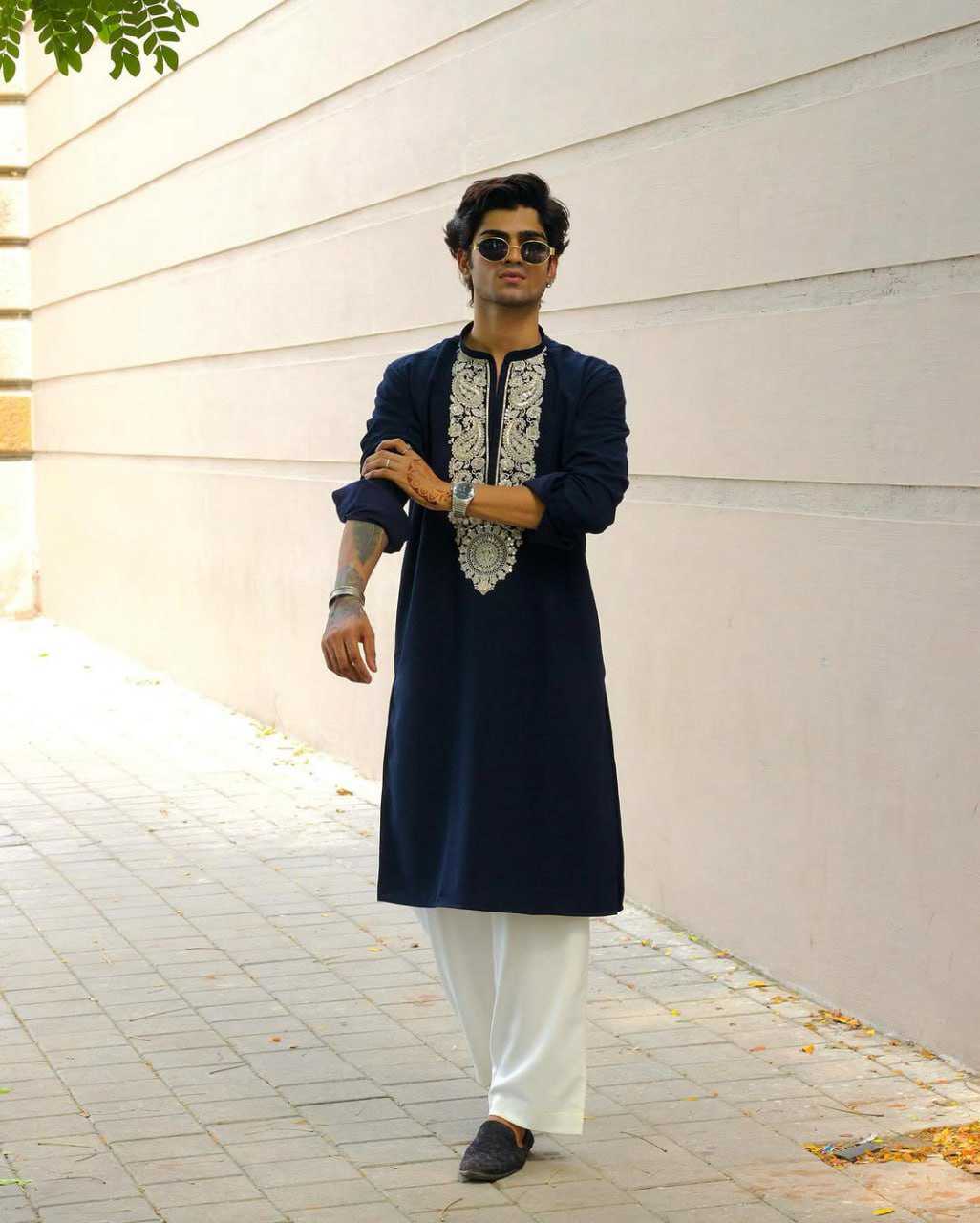 Men's BLUE kurta set with Sequins Embroidery
