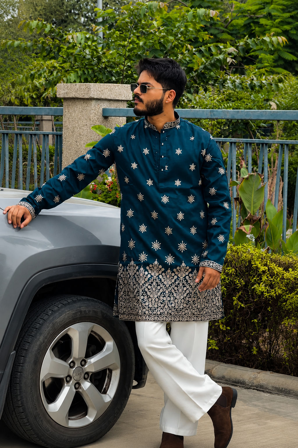 Men's Peacock Kurta Set with Embroidery Work
