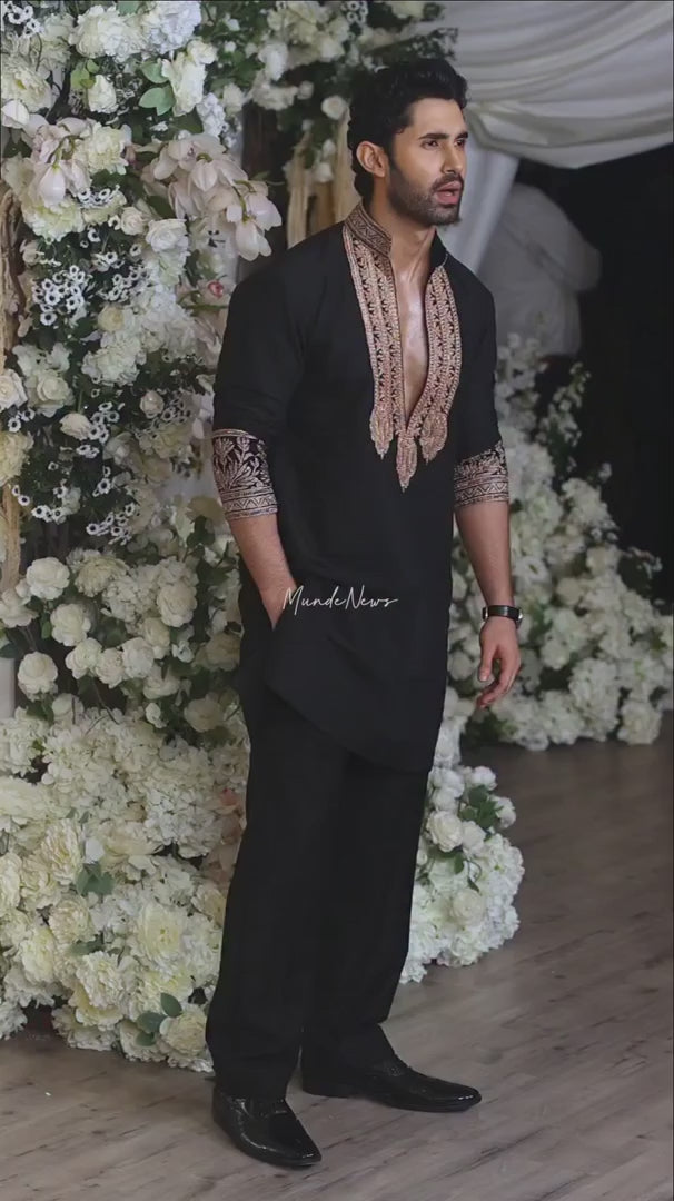 Men's Black kurta set with V-Neck Thread Work Embroidery
